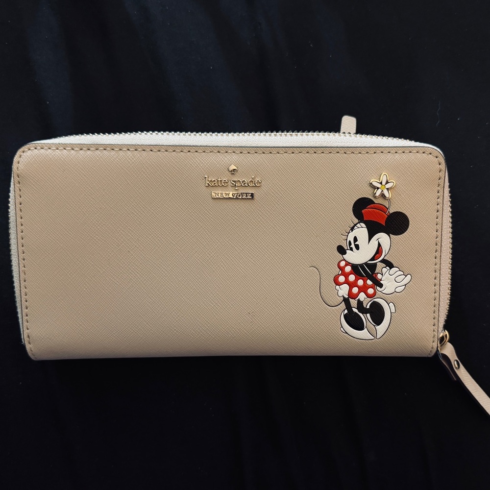Kate Spade x Disney Zipper Wallet featuring Minnie Mouse